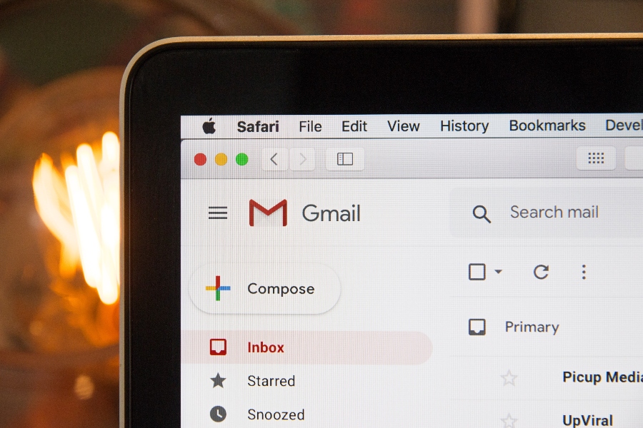 Tame Your Email and Maximize Your Time Management With These 6 Tips